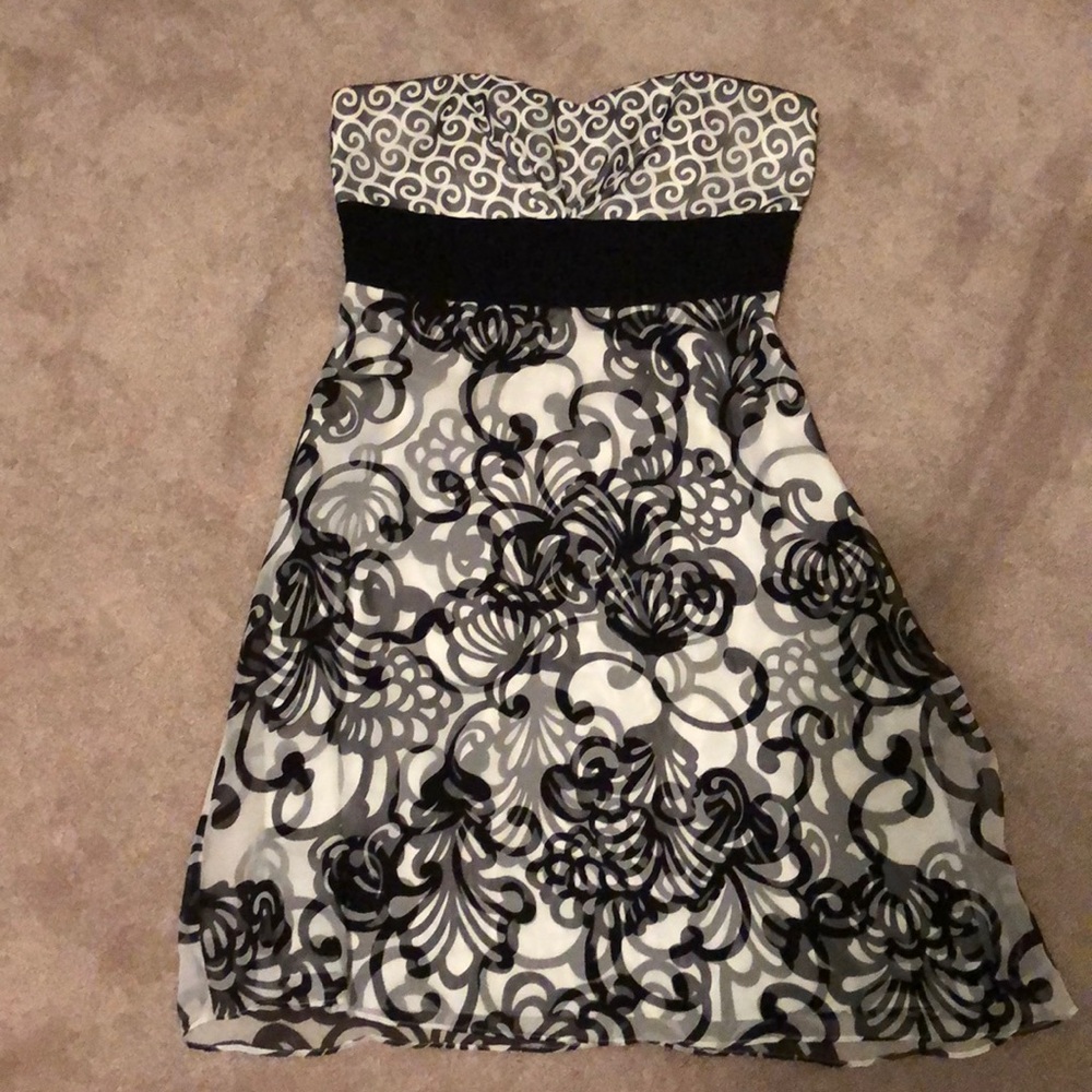 Gorgeous strapless dress